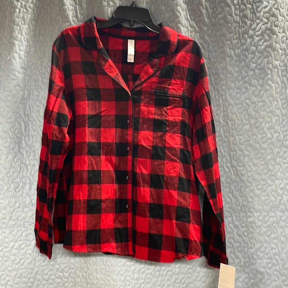 Button Flannel pajama top - Picture 1 of 8